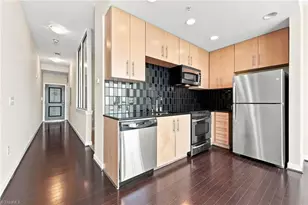 201 Elm St, Greensboro, NC 27401 - Photo 14