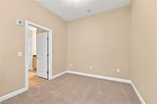 201 Elm St, Greensboro, NC 27401 - Photo 6