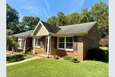 1712 Beaucrest Avenue, High Point, NC 27265 - Photo 2