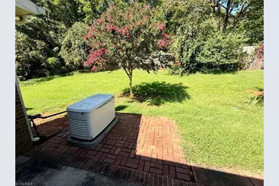 1712 Beaucrest Avenue, High Point, NC 27265 - Photo 18