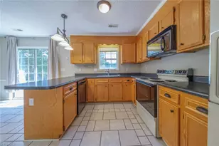 355 Christine Ct, Midway, NC 27127 - Photo 14