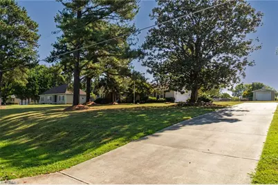 3414 Edgefield Road, Greensboro, NC 27409 - Photo 44