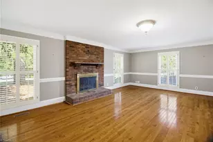 3414 Edgefield Rd, Greensboro, NC 27409 - Photo 8