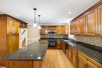 3414 Edgefield Road, Greensboro, NC 27409 - Photo 6