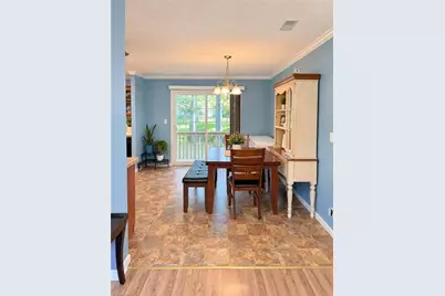 2005 Circleview Drive, Greensboro, NC 27406 - Photo 6