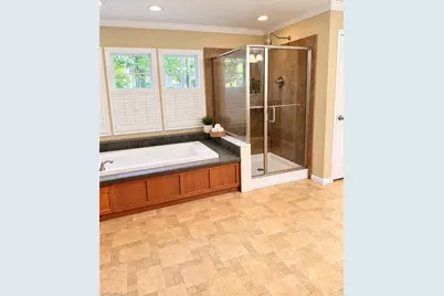 2005 Circleview Drive, Greensboro, NC 27406 - Photo 16