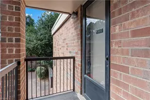 1805 S Hawthorne Rd, Winston-Salem, NC 27103 - Photo 24