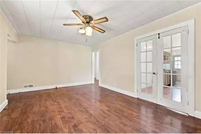 812 Oak Street, Reidsville, NC 27320 - Photo 4