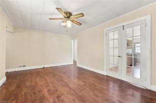 812 Oak St, Reidsville, NC 27320 - Photo 4