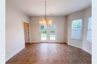 2722 Quail Oaks Drive, Greensboro, NC 27405 - Photo 10