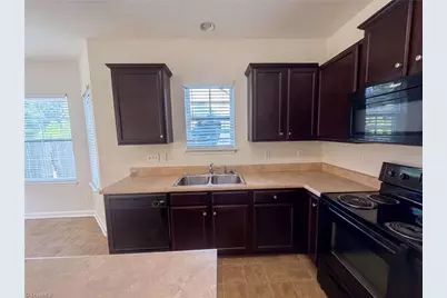 2722 Quail Oaks Drive, Greensboro, NC 27405 - Photo 8
