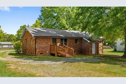 522 Raleigh Avenue, Liberty, NC 27298 - Photo 28