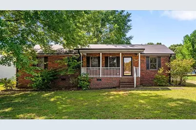 522 Raleigh Avenue, Liberty, NC 27298 - Photo 1