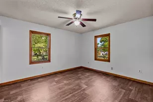 522 Raleigh Ave, Liberty, NC 27298 - Photo 16