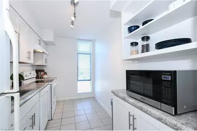 1101 N Elm Street #903, Greensboro, NC 27401 - Photo 18