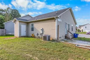 594 Denny Dr, Winston-Salem, NC 27107 - Photo 22