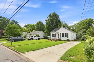 1117 Northwood St, Greensboro, NC 27408 - Photo 2