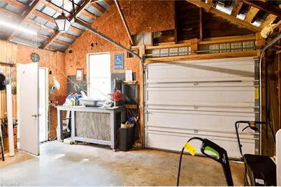 404 W 7th Avenue, Lexington, NC 27292 - Photo 24