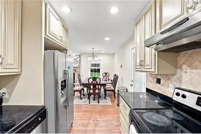 5008 Kenview Street, Greensboro, NC 27410 - Photo 8