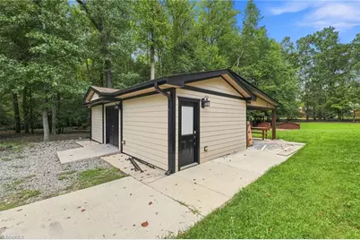 5008 Kenview Street, Greensboro, NC 27410 - Photo 26