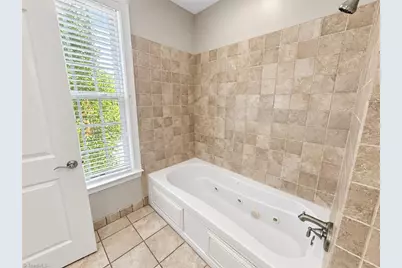 238 E Lewis Street #403, Greensboro, NC 27406 - Photo 32