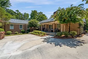 1110 Forest Hill Dr, High Point, NC 27262 - Photo 38