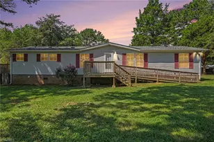 530 Gladstone Rd, Mocksville, NC 27028 - Photo 2