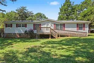 530 Gladstone Rd, Mocksville, NC 27028 - Photo 1