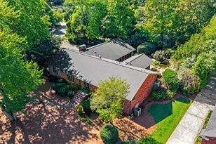 4020 Watauga Dr, Greensboro, NC 27410 - Photo 40