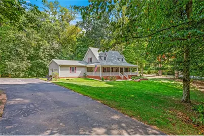1709 Beechwood Road, Yadkinville, NC 27055 - Photo 2