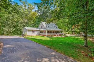 1709 Beechwood Rd, Yadkinville, NC 27055 - Photo 2