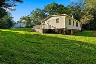 3428 Elledge Mill Rd, North Wilkesboro, NC 28659 - Photo 4