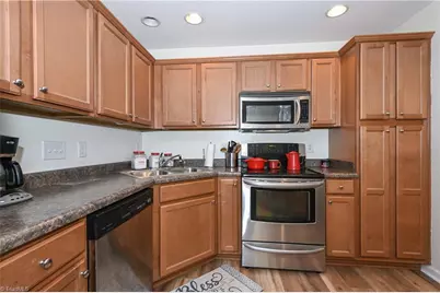 846 Jarman Drive, Greensboro, NC 27282 - Photo 8