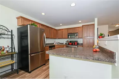 846 Jarman Drive, Greensboro, NC 27282 - Photo 6