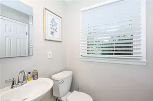 3917 W Friendly Ave, Greensboro, NC 27410 - Photo 32