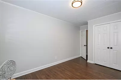 3917 W Friendly Avenue, Greensboro, NC 27410 - Photo 22
