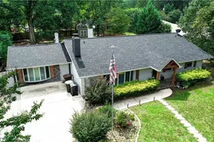 3917 W Friendly Ave, Greensboro, NC 27410 - Photo 4