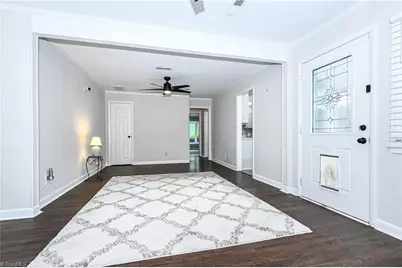3917 W Friendly Avenue, Greensboro, NC 27410 - Photo 18