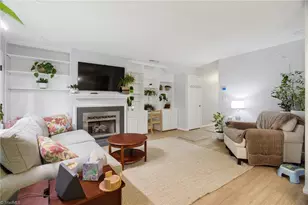 2522 Cottage Pl, Greensboro, NC 27455 - Photo 6