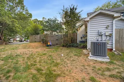 2522 Cottage Place, Greensboro, NC 27455 - Photo 22