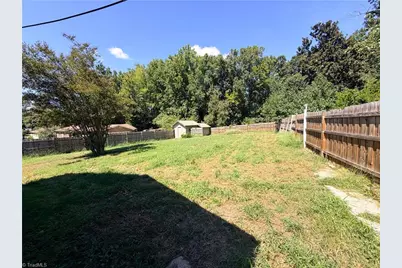 806 Halsbrook Road, Greensboro, NC 27406 - Photo 12