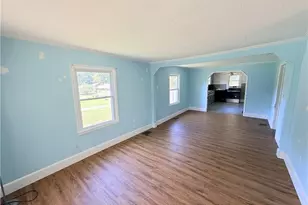 806 Halsbrook Rd, Greensboro, NC 27406 - Photo 2