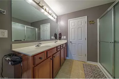 6415 Hedgewood Lane, High Point, NC 27265 - Photo 28