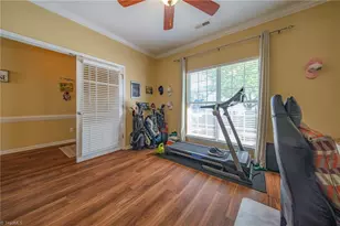 6415 Hedgewood Ln, High Point, NC 27265 - Photo 8