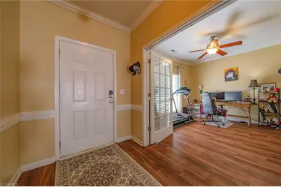 6415 Hedgewood Lane, High Point, NC 27265 - Photo 6