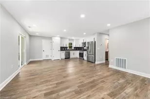 1400 E Sedgefield Dr, Winston-Salem, NC 27127 - Photo 20
