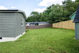 1400 E Sedgefield Dr, Winston-Salem, NC 27127 - Photo 12