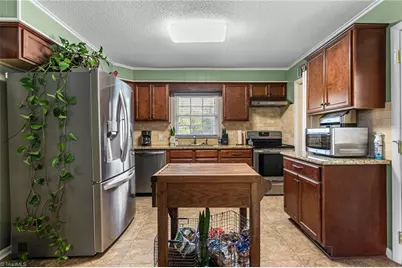 3870 Old Highway 29, Thomasville, NC 27360 - Photo 10