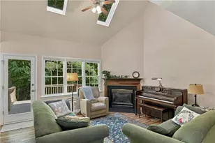 2370 Oakton Dr, Clemmons, NC 27012 - Photo 6