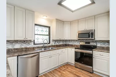933 Graham Street, Burlington, NC 27217 - Photo 12